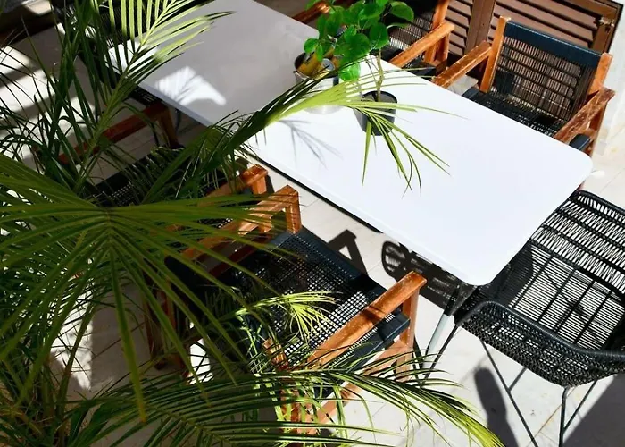 3-br With Private Pool, Terrace And Bbq