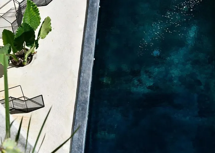 3-br With Private Pool, Terrace And Bbq *