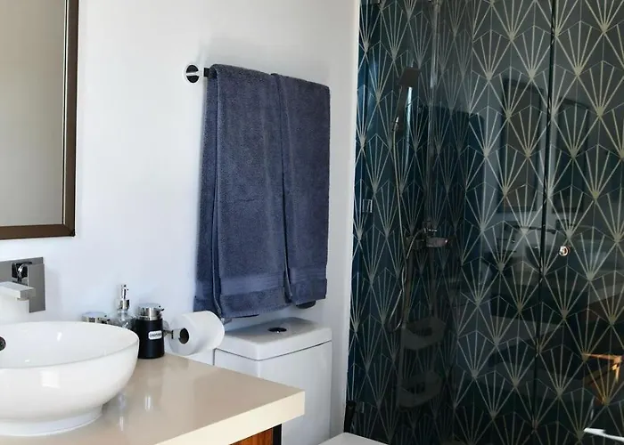 3-br With Private Pool, Terrace And Bbq