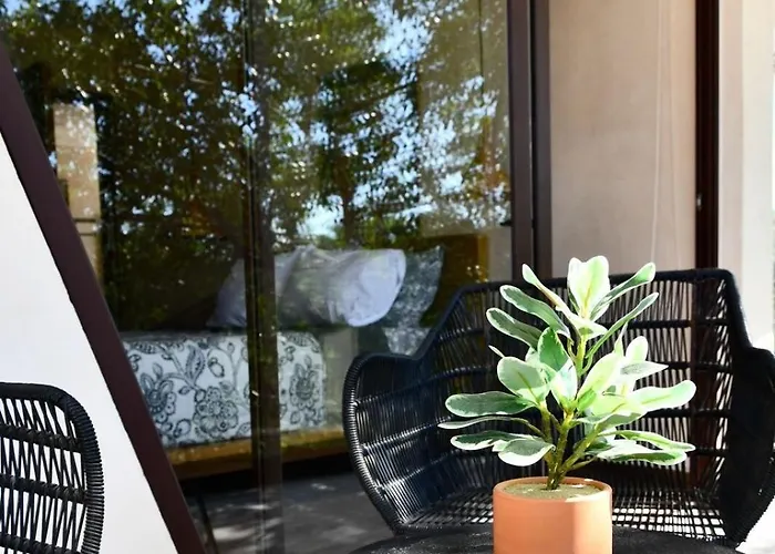 Apartment 3-br With Private Pool, Terrace And Bbq